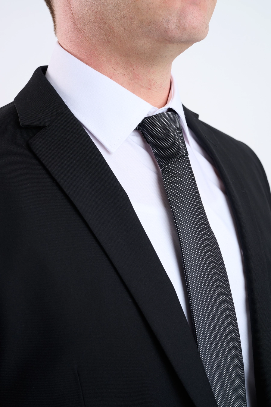 Traje negro importado