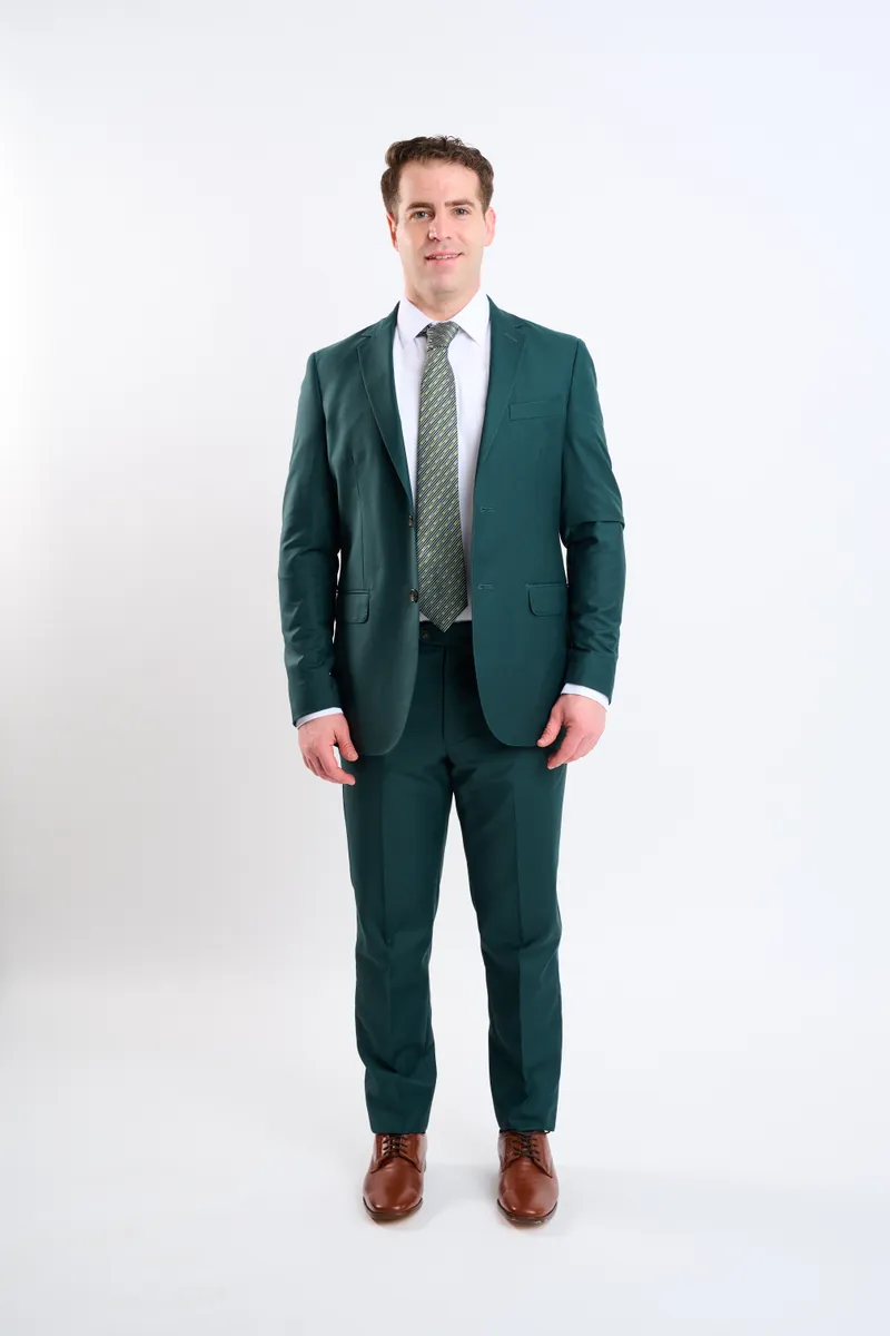 Traje verde esmeralda