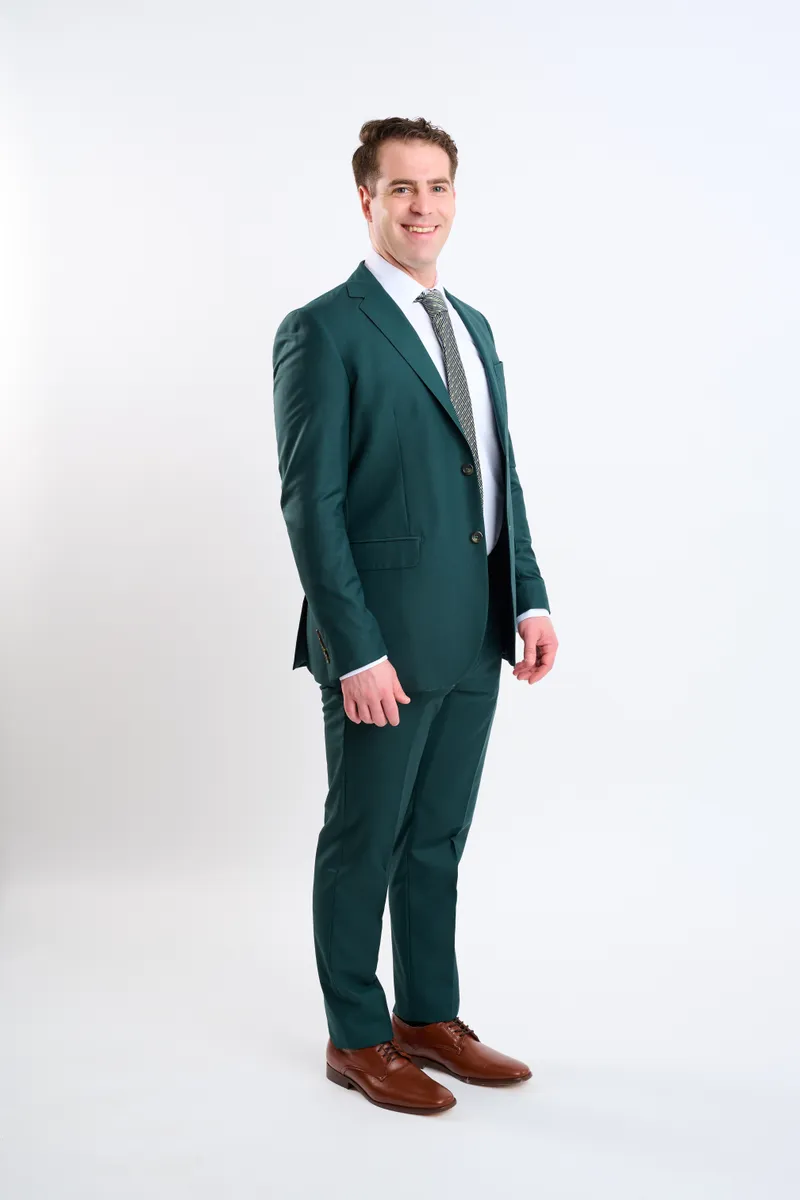 Traje verde esmeralda